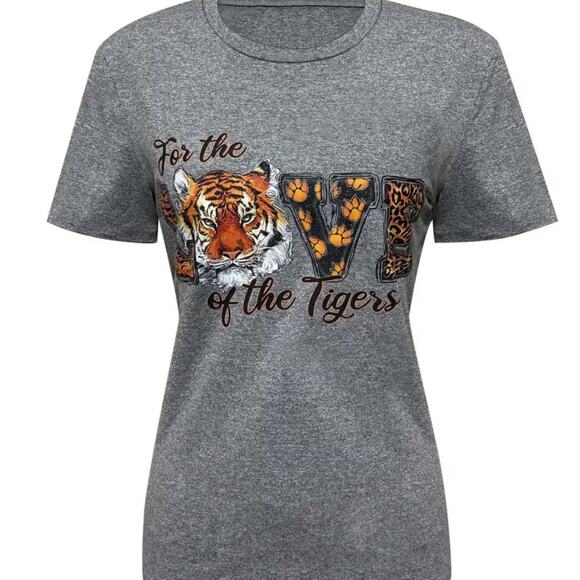 For the Love of tigers shirt graphic Tee - Picture 2 of 2